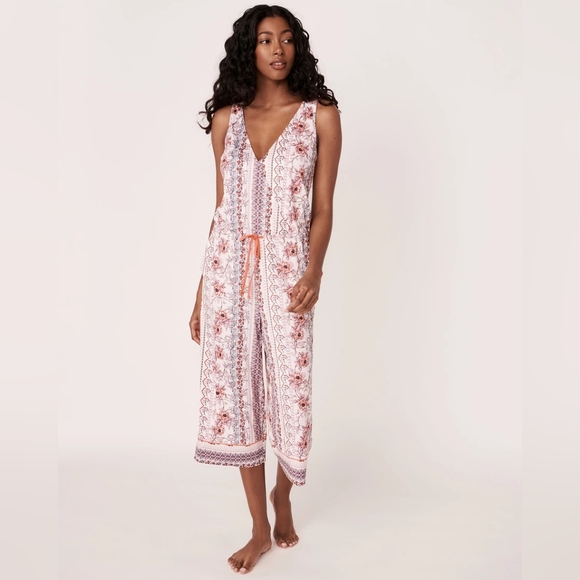 Sleepwear Bundle XS La Vie En Rose - Wide Leg Capri Jumpsuit and Nightie - Picture 2 of 14